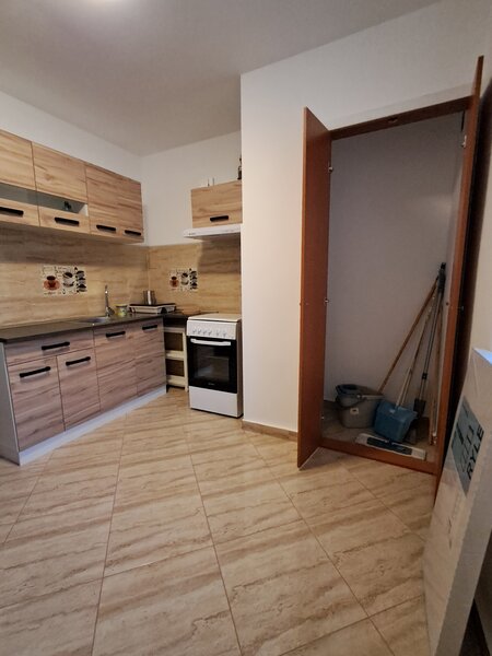 Titan, Matei Ambrozie, IOR.